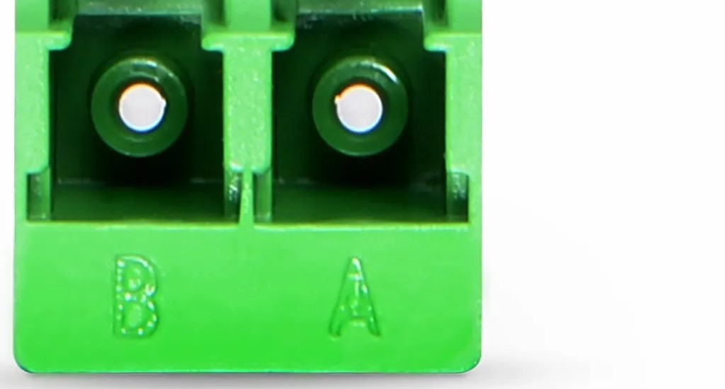 Material LC/APC-LC/APC SM Duplex Adaptör 1024x550